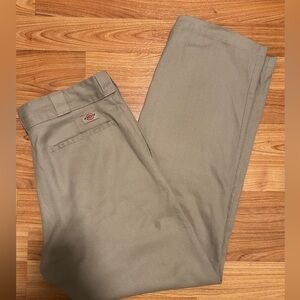 Skater dickies pants
Super baggy
34x30